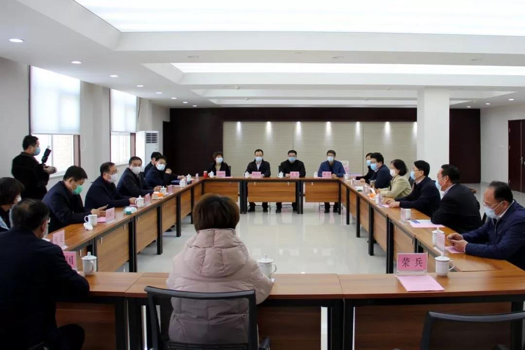 校(院)领导看望慰问“四进”攻坚行动工作组成员